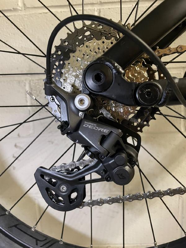 Shimano Deore RD-M5130 derailleur