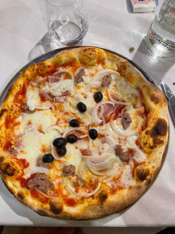 Pizza Calabrese